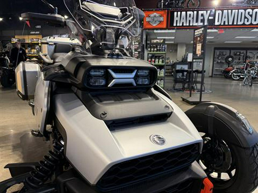 2025 Can-Am Canyon XT