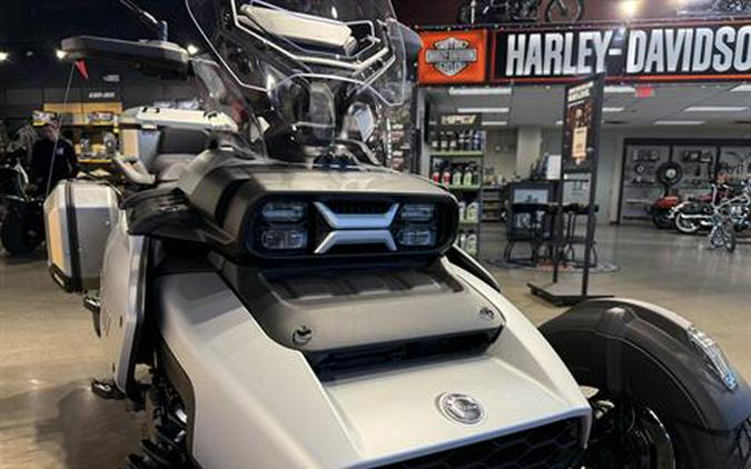 2025 Can-Am Canyon XT