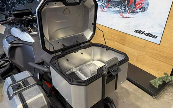 2025 Can-Am Canyon XT