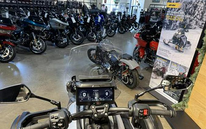 2025 Can-Am Canyon XT