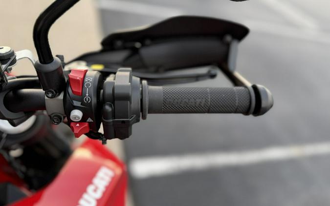 2025 Ducati Hypermotard 950