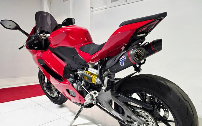 2025 Ducati Panigale V2