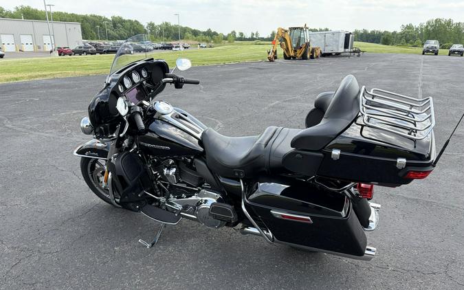 2019 Harley-Davidson® Ultra Limited Vivid Black