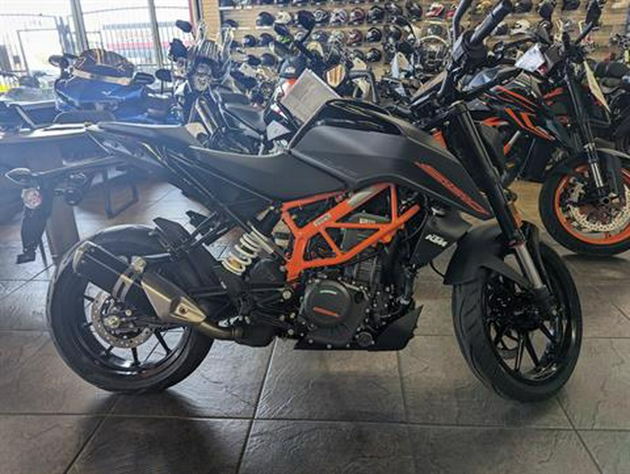 2023 KTM 390 Duke