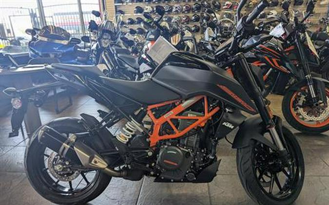 2023 KTM 390 Duke