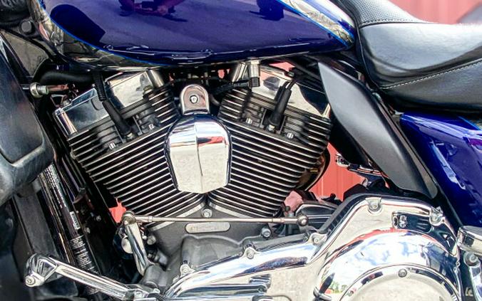 2016 Harley-Davidson® CVO™ Limited FLHTKSE