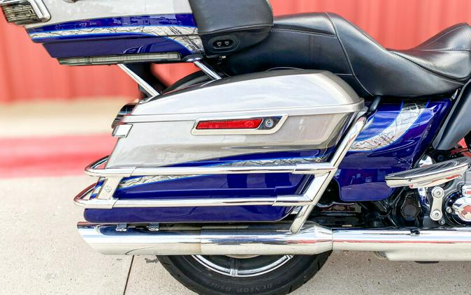 2016 Harley-Davidson® CVO™ Limited FLHTKSE