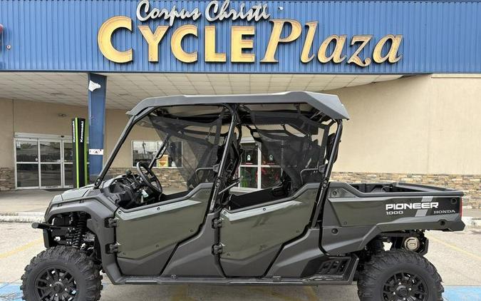 2025 Honda® Pioneer 1000-6 Deluxe Crew