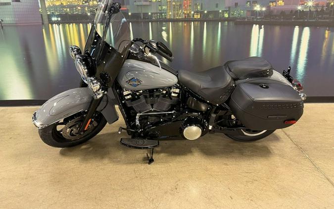 2026 Harley-Davidson Softail FLHC - Heritage Classic