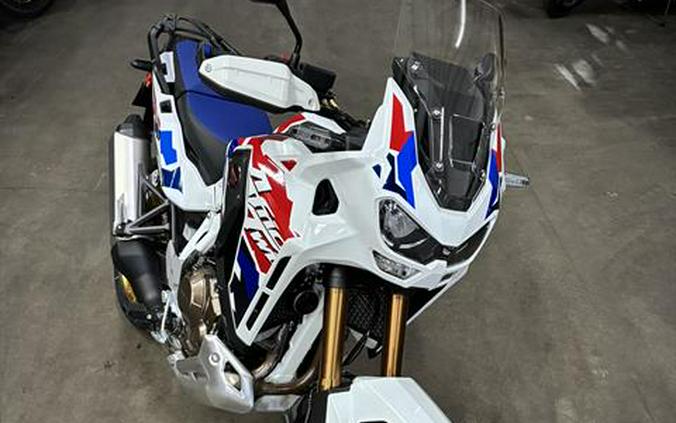 2025 Honda Africa Twin Adventure Sports ES