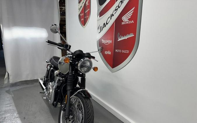 2026 Triumph Bonneville T120 Stone grey