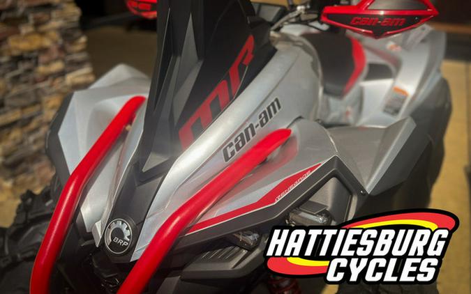 2026 Can-Am Renegade X mr 1000 R Hyper Silver & Legion Red
