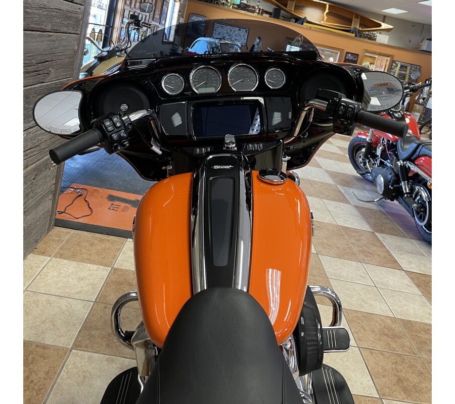 2023 Harley-Davidson Street Glide Special Baja Orange