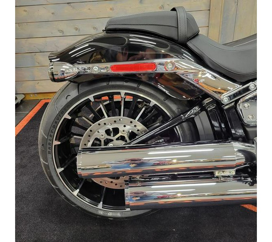 2025 Harley-Davidson® FXBR - Breakout®