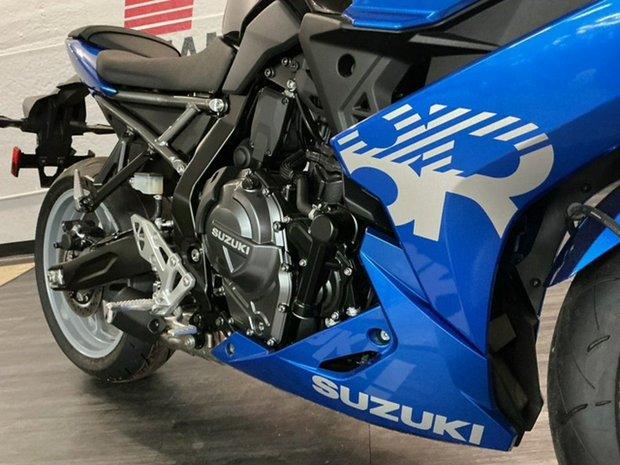2025 Suzuki GSX 8R
