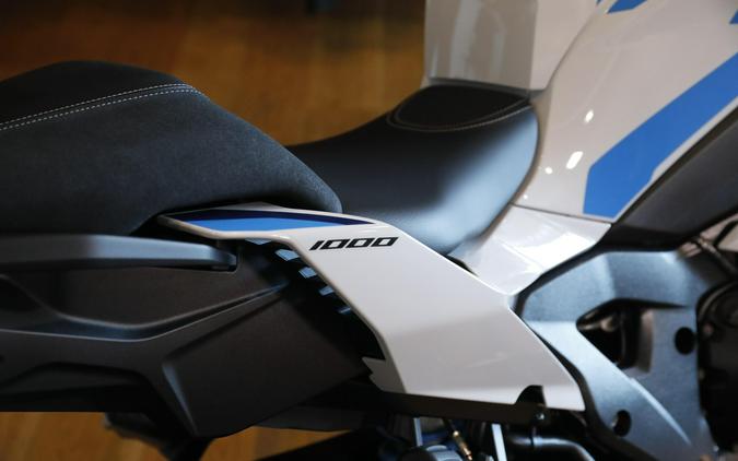 2026 BMW M 1000 XR