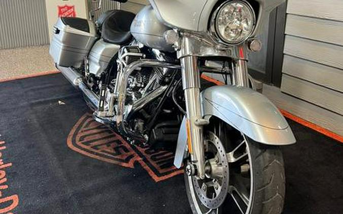 2014 Harley-Davidson® FLHX - Street Glide®