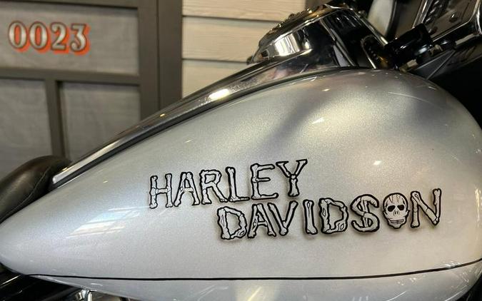 2014 Harley-Davidson® FLHX - Street Glide®