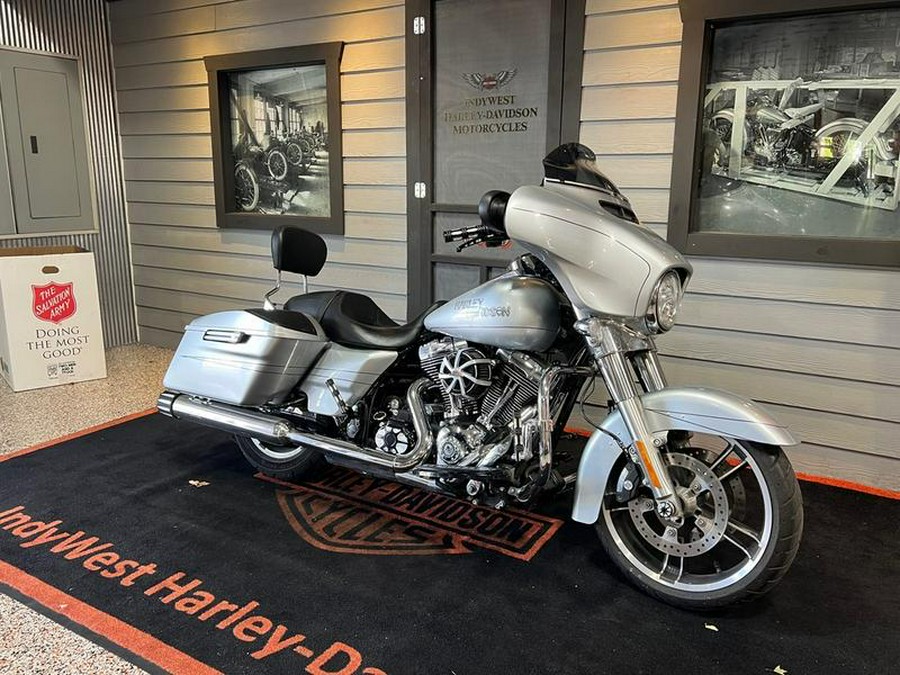 2014 Harley-Davidson® FLHX - Street Glide®