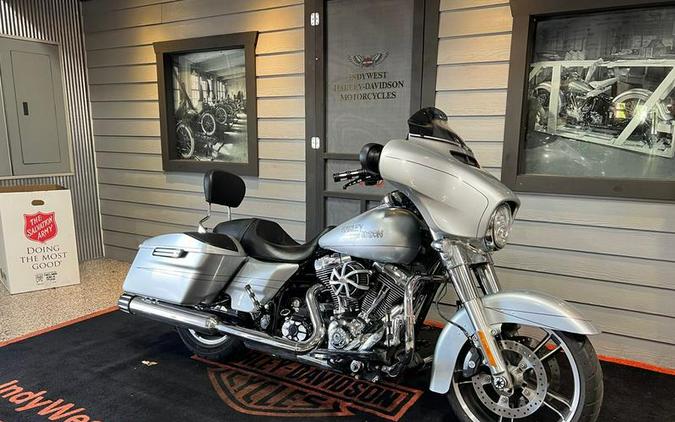 2014 Harley-Davidson® FLHX - Street Glide®
