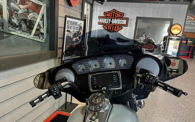 2014 Harley-Davidson® FLHX - Street Glide®