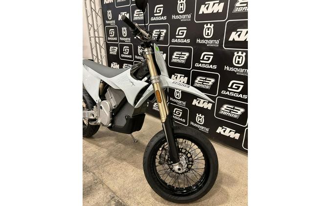 2026 Varg SM 80 HP - Stark Future