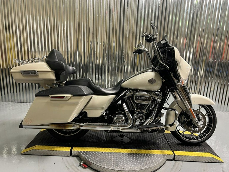 2022 Harley-Davidson FLHXS - Street Glide Special