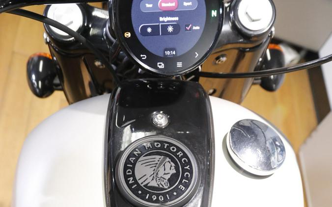 2023 Indian Motorcycle CHIEF BOBBER DARK HORSE