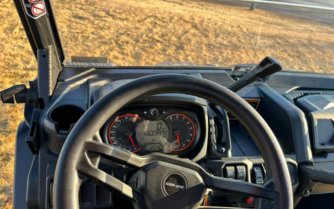 2019 Can-Am Defender Mossy Oak Hunting Edition HD10