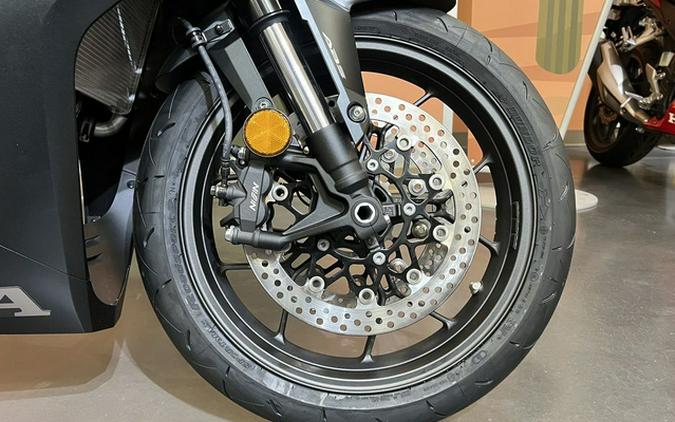 2026 Honda CBR650R E-Clutch
