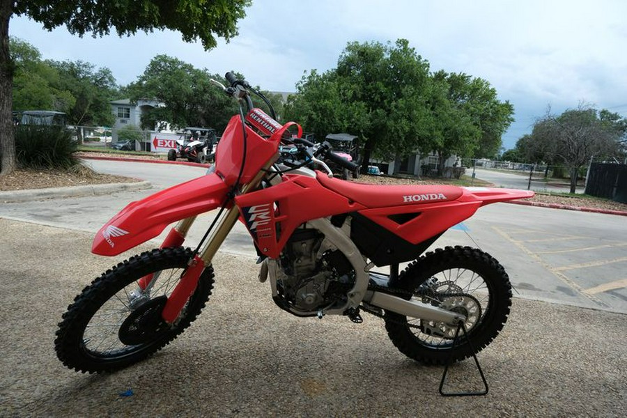 New 2025 HONDA CRF 250R RED