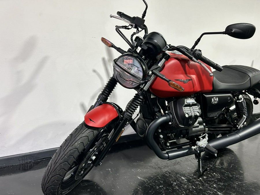 2023 Moto Guzzi V7 Stone