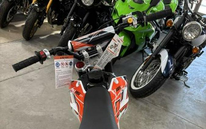 2026 TT 125 EFI - Kayo