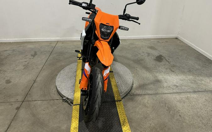 2026 KTM SMC 390 R