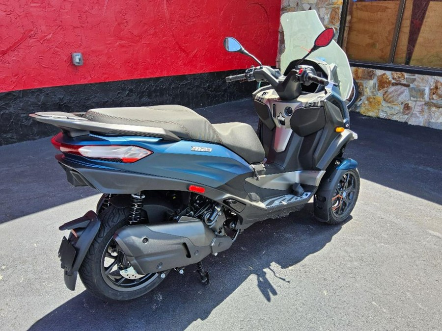 2025 Piaggio MP3 530 Exclusive