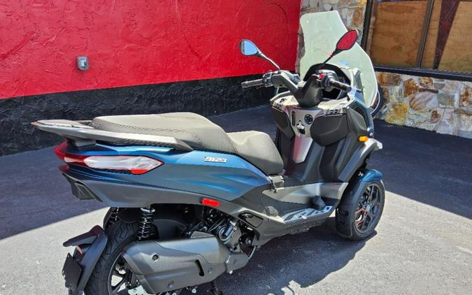 2025 Piaggio MP3 530 Exclusive