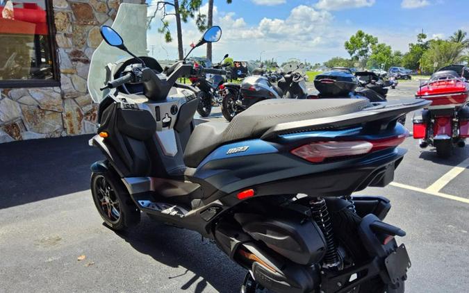 2025 Piaggio MP3 530 Exclusive