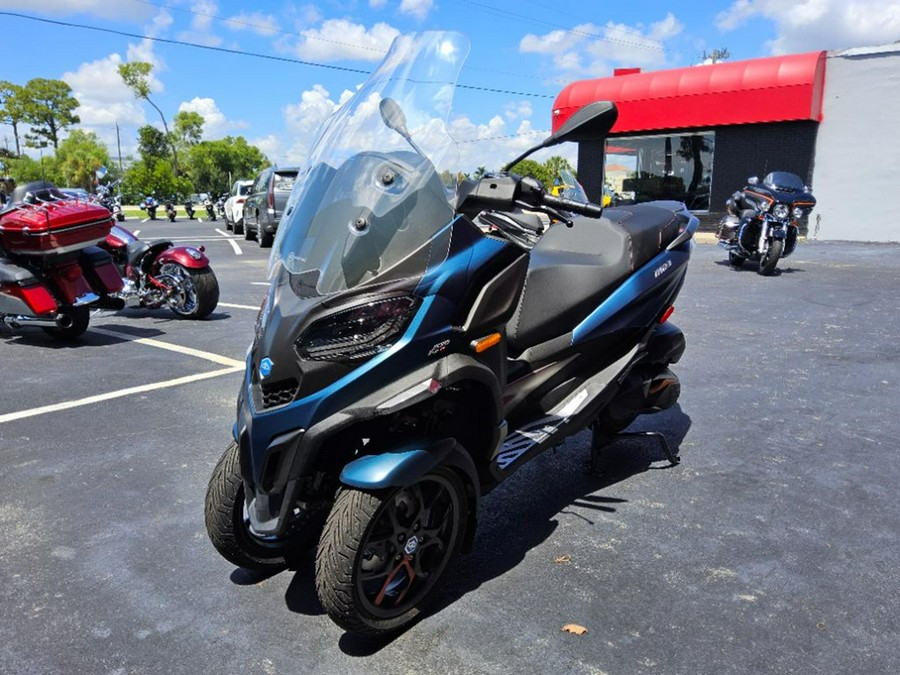 2025 Piaggio MP3 530 Exclusive