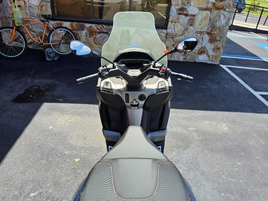 2025 Piaggio MP3 530 Exclusive