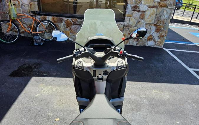 2025 Piaggio MP3 530 Exclusive