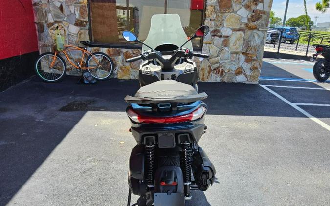 2025 Piaggio MP3 530 Exclusive