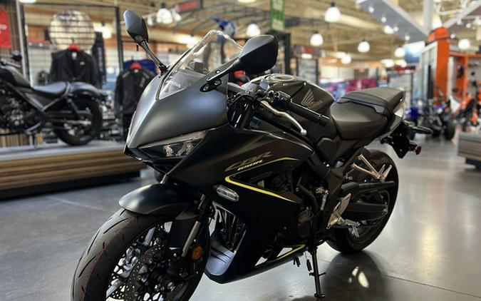 2026 Honda CBR650R E-Clutch