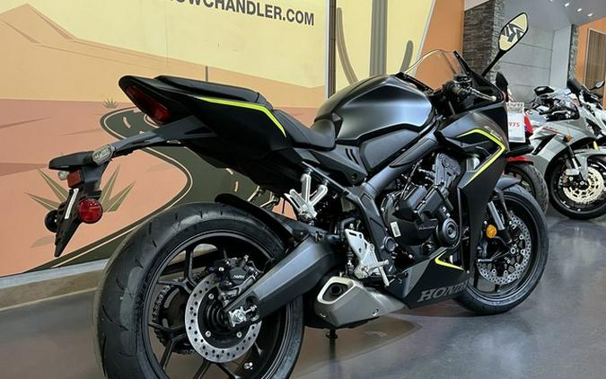 2026 Honda CBR650R E-Clutch