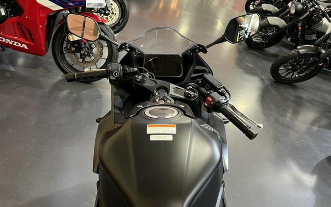 2026 Honda CBR650R E-Clutch