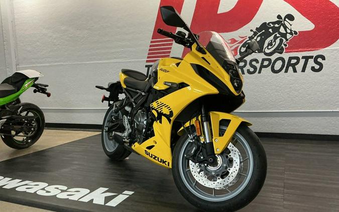 2025 Suzuki GSX 8R