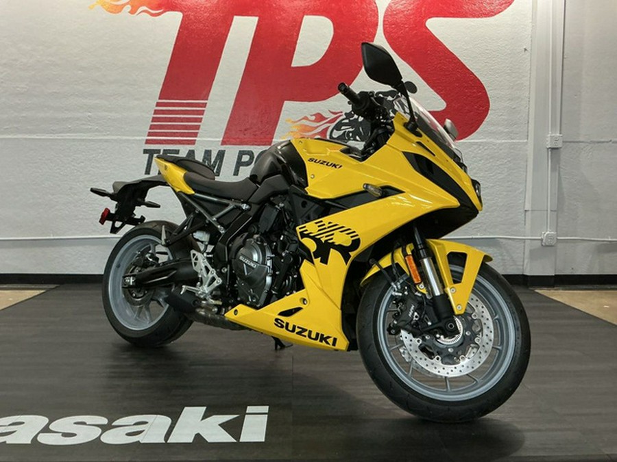 2025 Suzuki GSX 8R