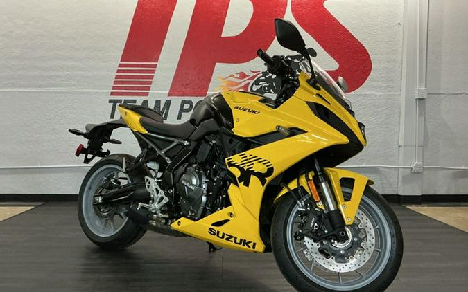 2025 Suzuki GSX 8R
