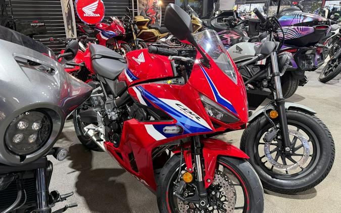 2026 Honda CBR650R E-Clutch