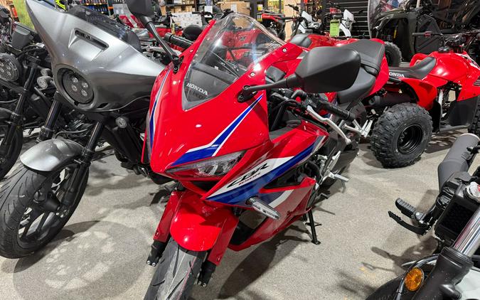 2026 Honda CBR650R E-Clutch