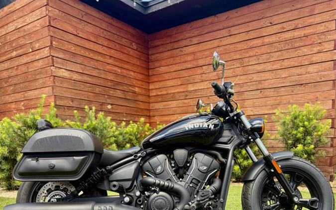 2025 Indian SCOUT BOBBER SIXTY